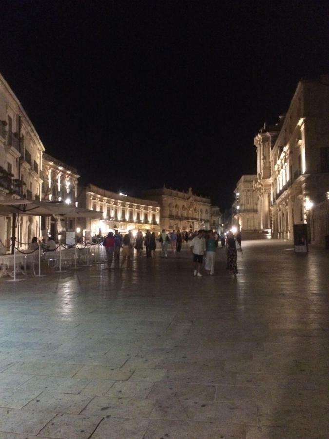 La Terrazza Sul Vicolo Bed and Breakfast Syracuse Buitenkant foto